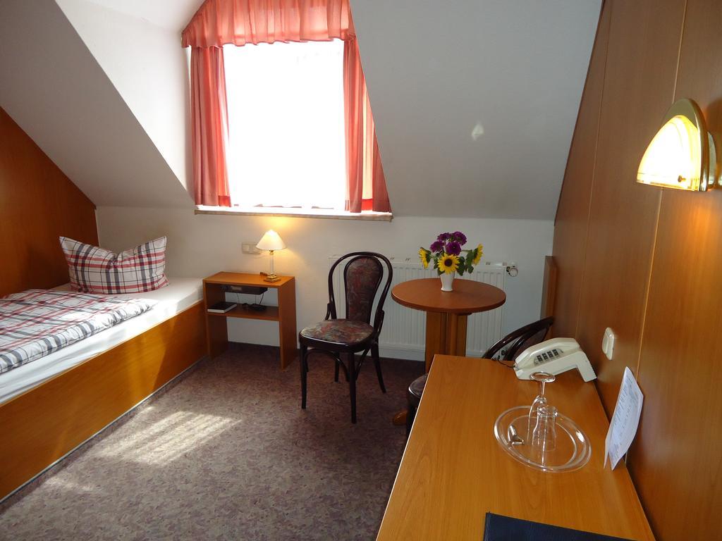 Hotel Mueller Genthin Room photo